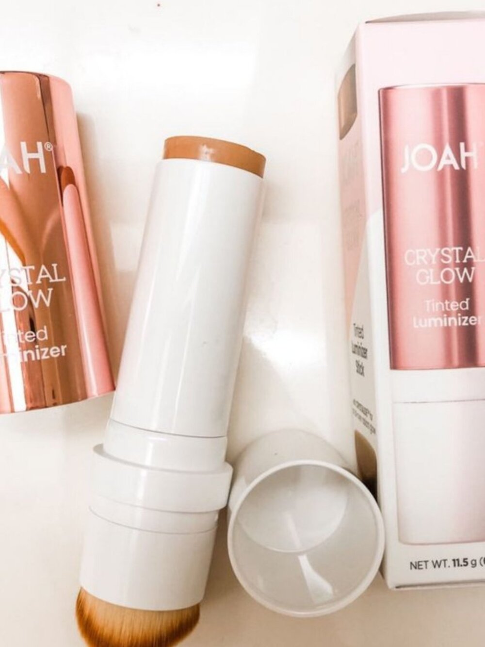 Joah Crystal Glow Tinted Luminizer Stick Highlighter Cream Ivory Blending Brush